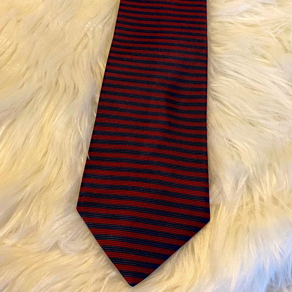 Brooks Brother blue & red stripped 100% silk tie